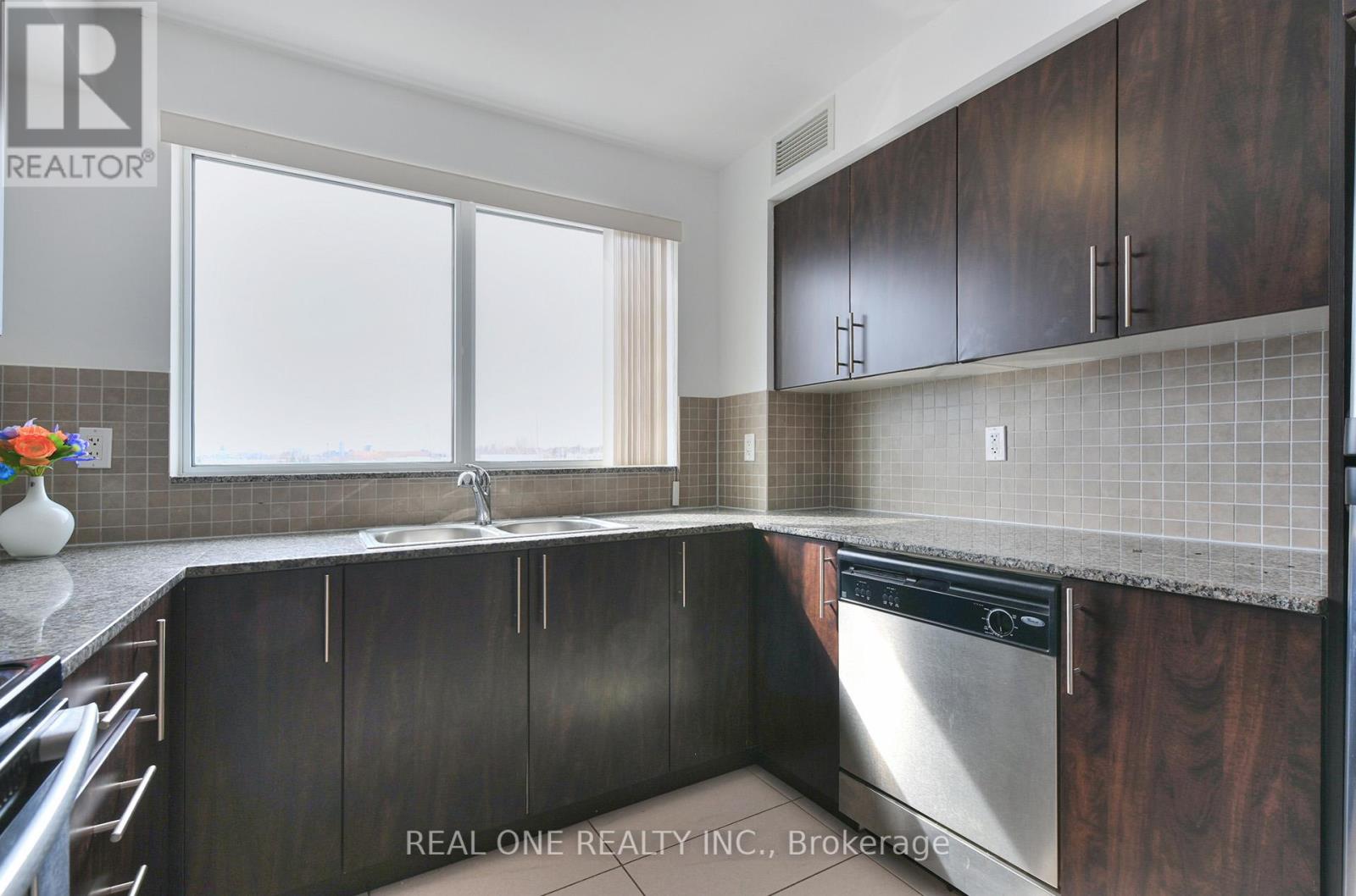 319 - 50 Clegg Road, Markham, Ontario  L6G 0C6 - Photo 16 - N12477177