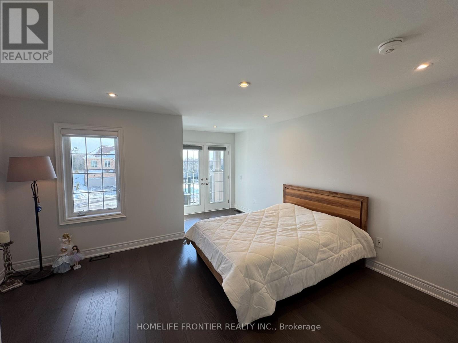 296 Ben Sinclair Avenue, East Gwillimbury, Ontario  L9N 0Z1 - Photo 27 - N12769162