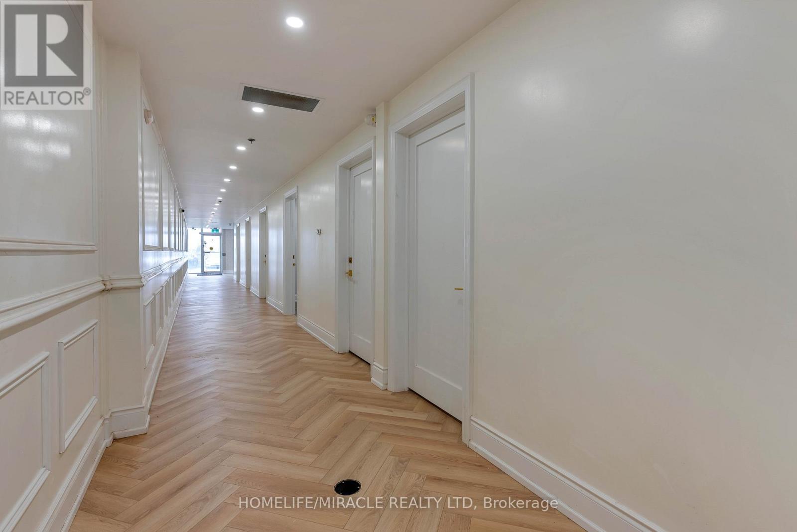 9 - 2575 Steeles Avenue E, Brampton (Steeles Industrial), Ontario  L6T 5T1 - Photo 9 - W12884990