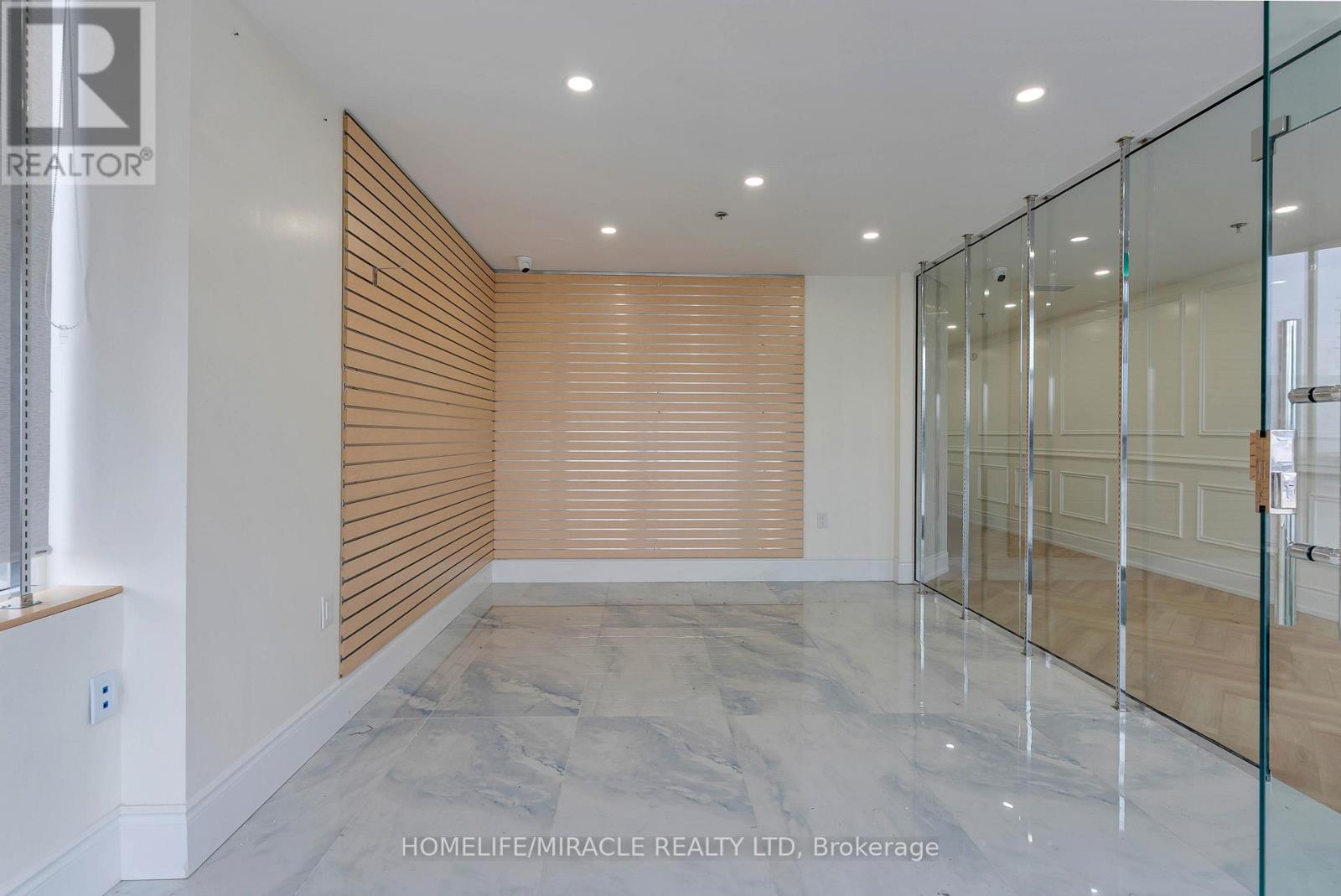 9 - 2575 Steeles Avenue E, Brampton (Steeles Industrial), Ontario  L6T 5T1 - Photo 5 - W12884990