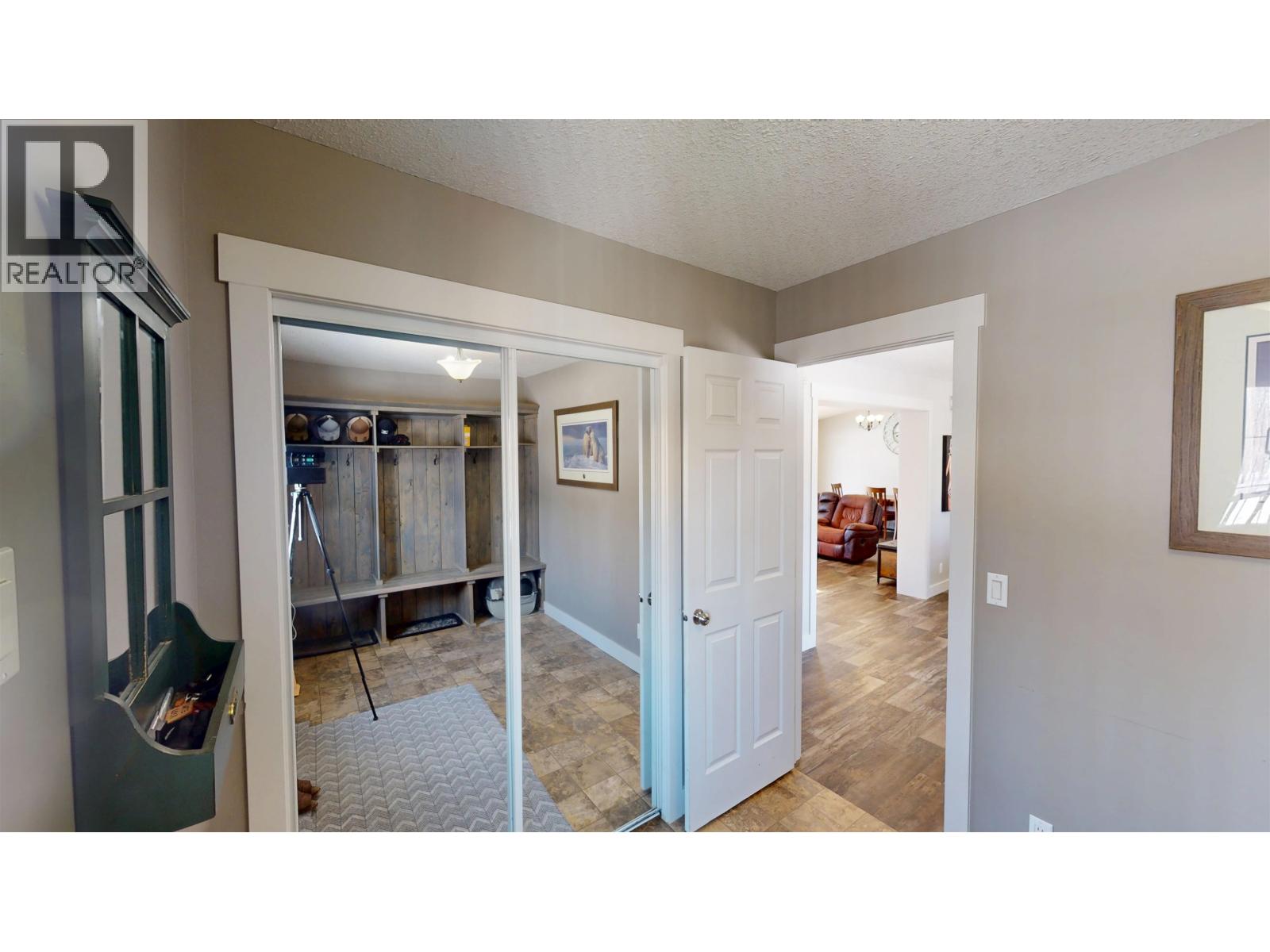 13654 W Sawyer Road, Charlie Lake, British Columbia  V1J 8L2 - Photo 17 - R3098968