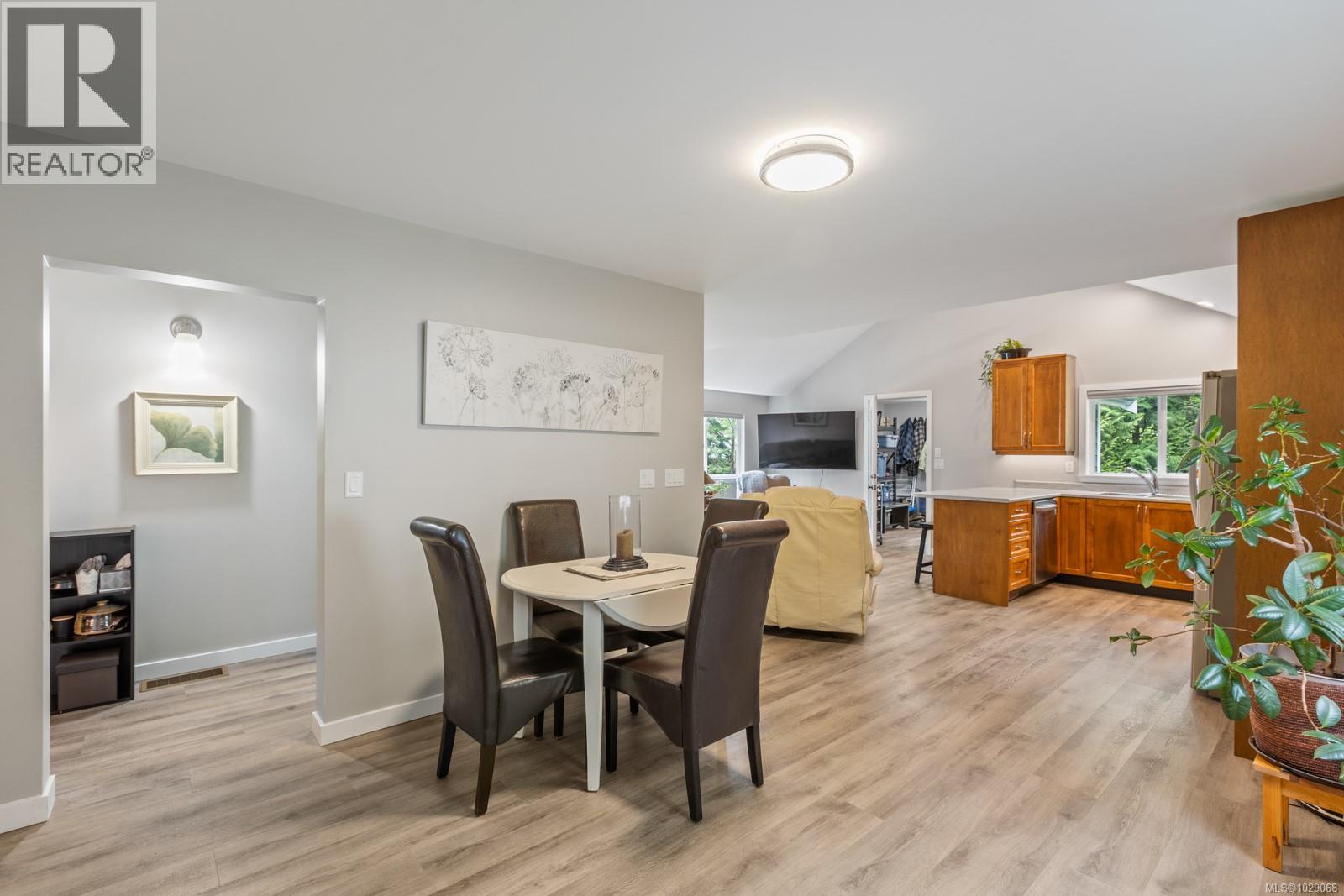 3671 Thomson Rd, Courtenay, British Columbia  V9N 9T5 - Photo 7 - 1029068