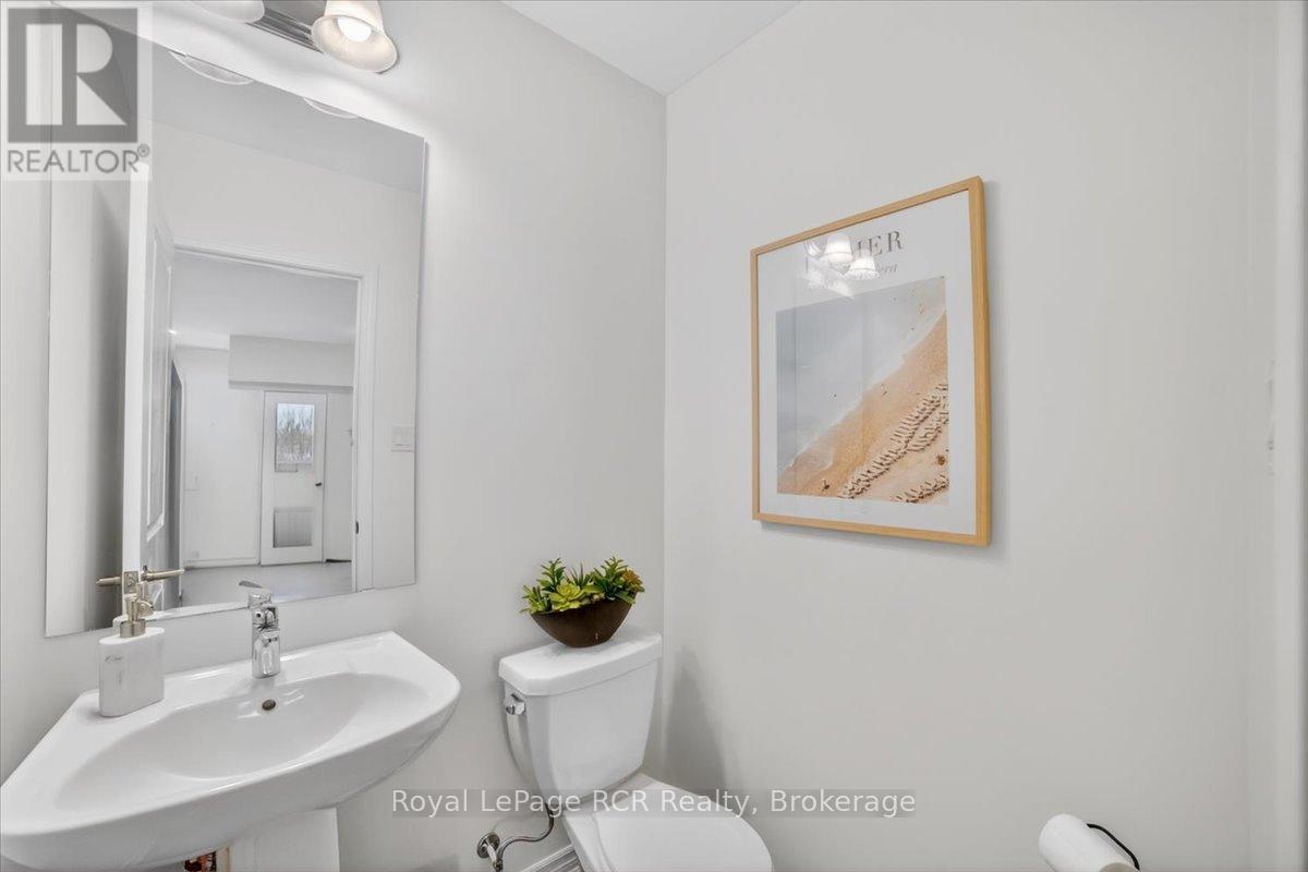 154 Elgin Street, Orillia, Ontario  L3V 8P7 - Photo 10 - S12893618