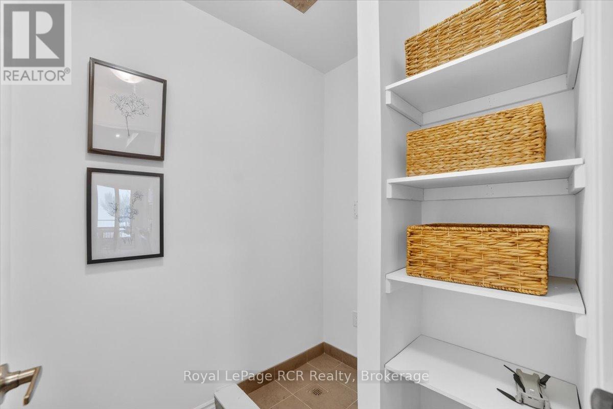 154 Elgin Street, Orillia, Ontario  L3V 8P7 - Photo 11 - S12893618