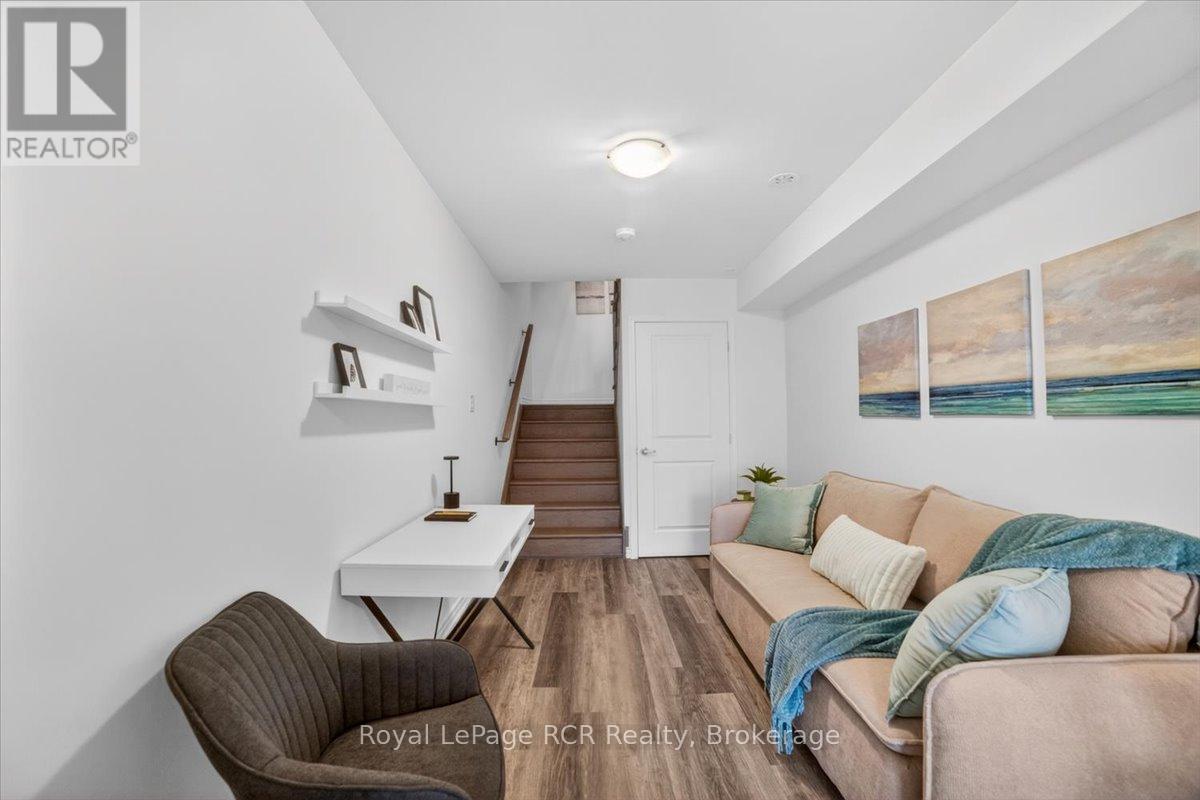 154 Elgin Street, Orillia, Ontario  L3V 8P7 - Photo 21 - S12893618