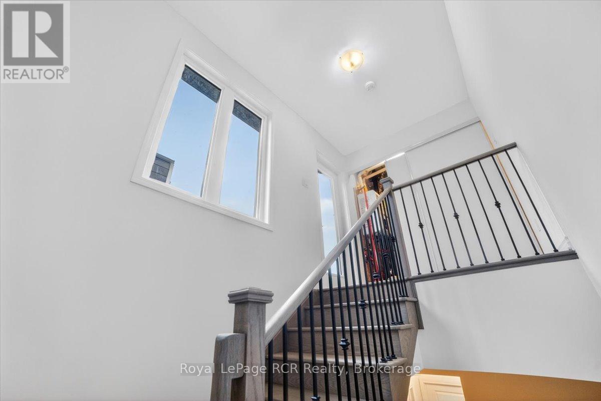 154 Elgin Street, Orillia, Ontario  L3V 8P7 - Photo 24 - S12893618