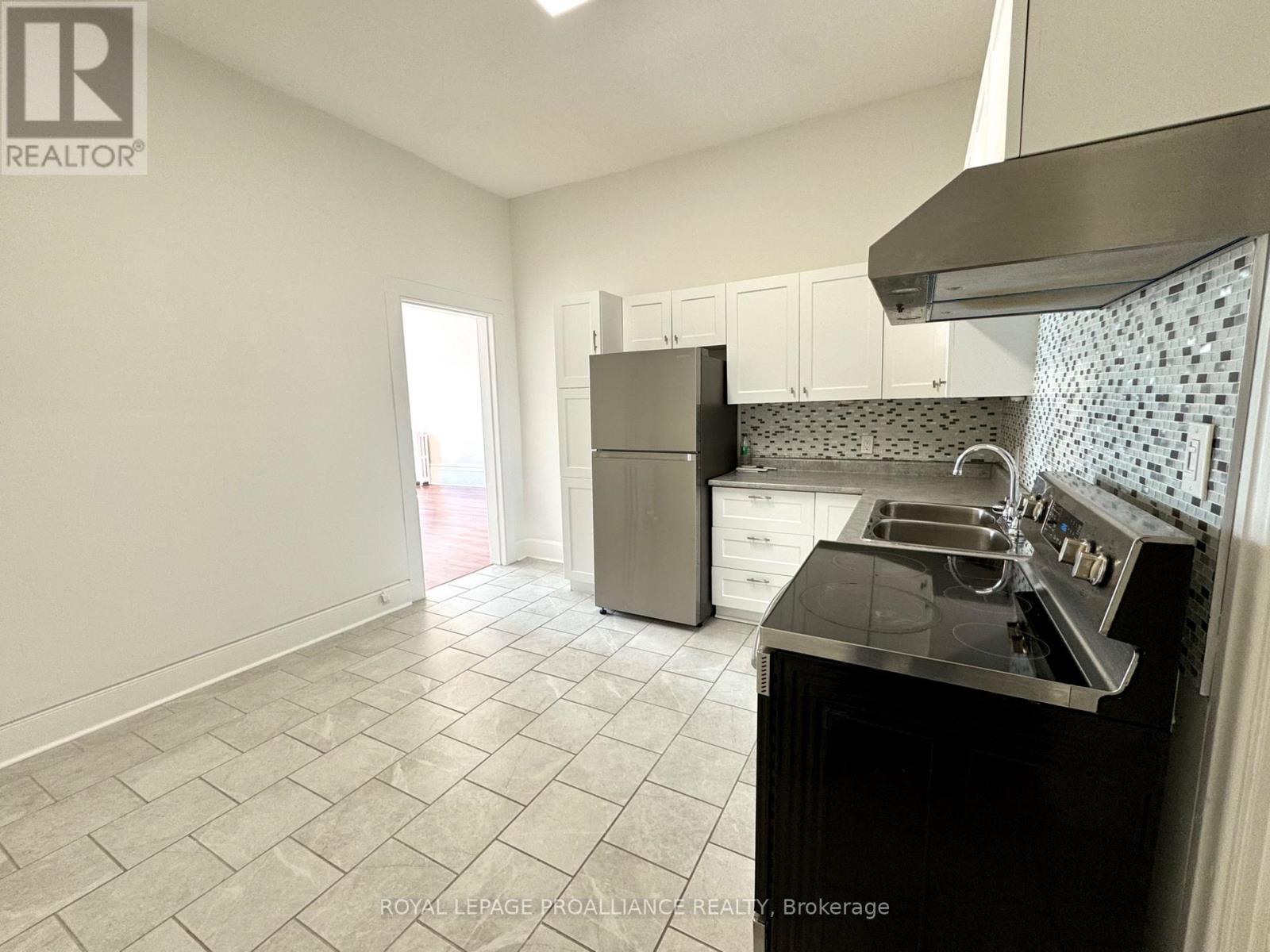 Unit 3 - 74 King Street W, Cobourg, Ontario  K9A 2M3 - Photo 9 - X12893558