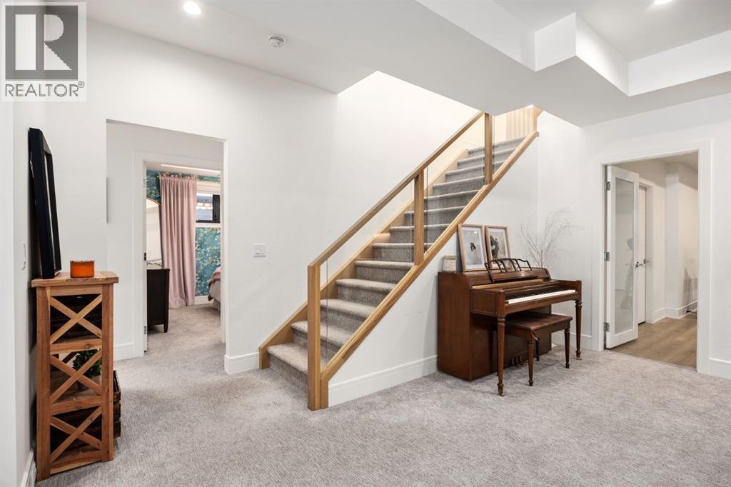 307 Elveden Court SW, Calgary, Alberta  T3H 2A9 - Photo 23 - A2286811