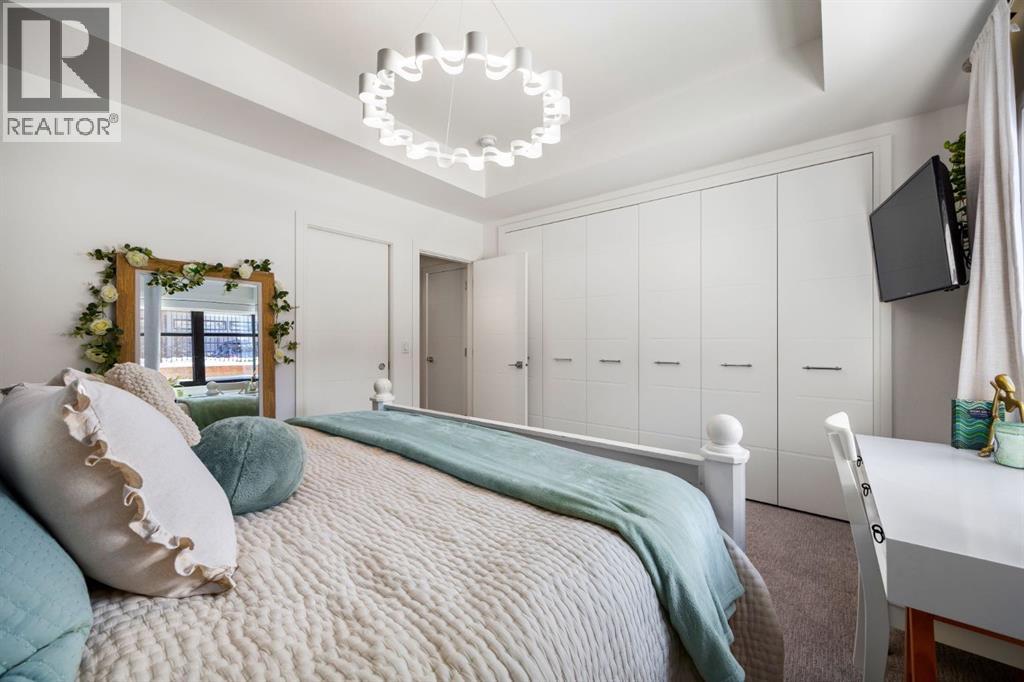 307 Elveden Court SW, Calgary, Alberta  T3H 2A9 - Photo 33 - A2286811