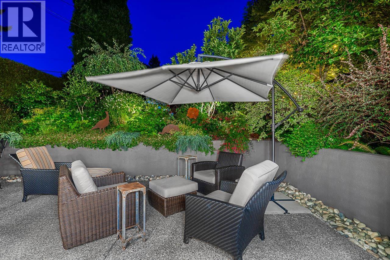 955 20th Street, West Vancouver, British Columbia  V7V 3Z2 - Photo 32 - R3100795