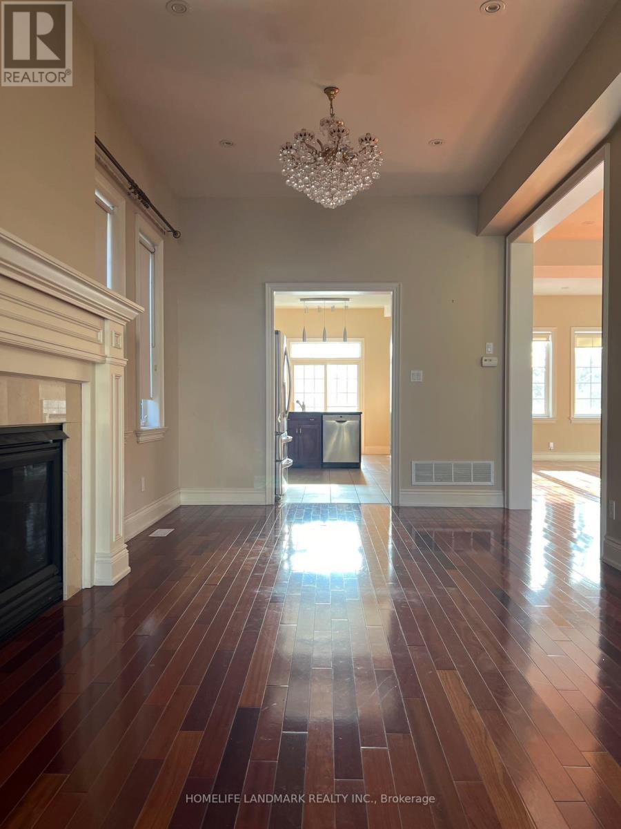 109 Holmes Avenue, Toronto (Willowdale East), Ontario  M2N 4M3 - Photo 2 - C12893560