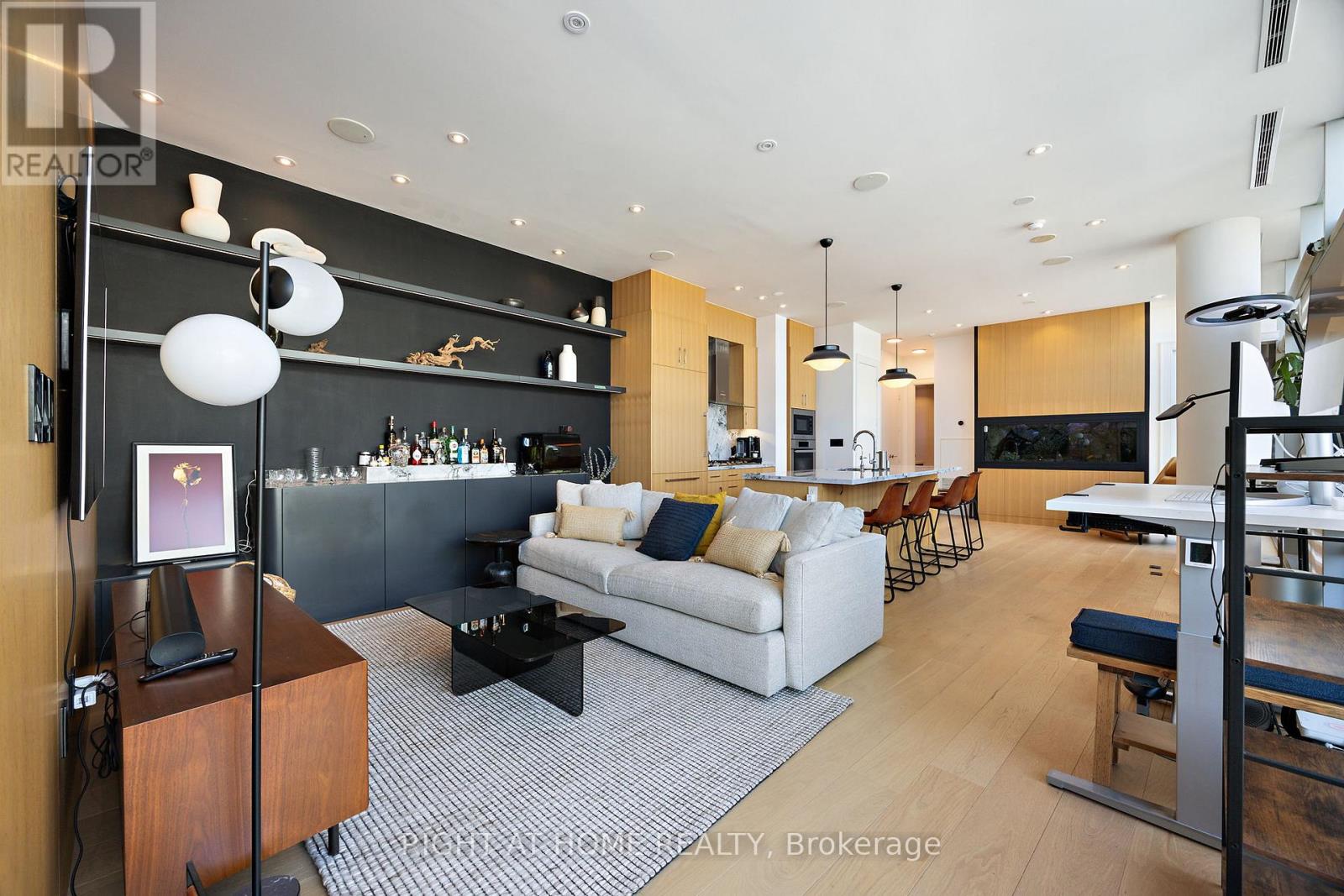 1202 - 39 Queens Quay E, Toronto (Waterfront Communities), Ontario  M5E 0A5 - Photo 12 - C12893588