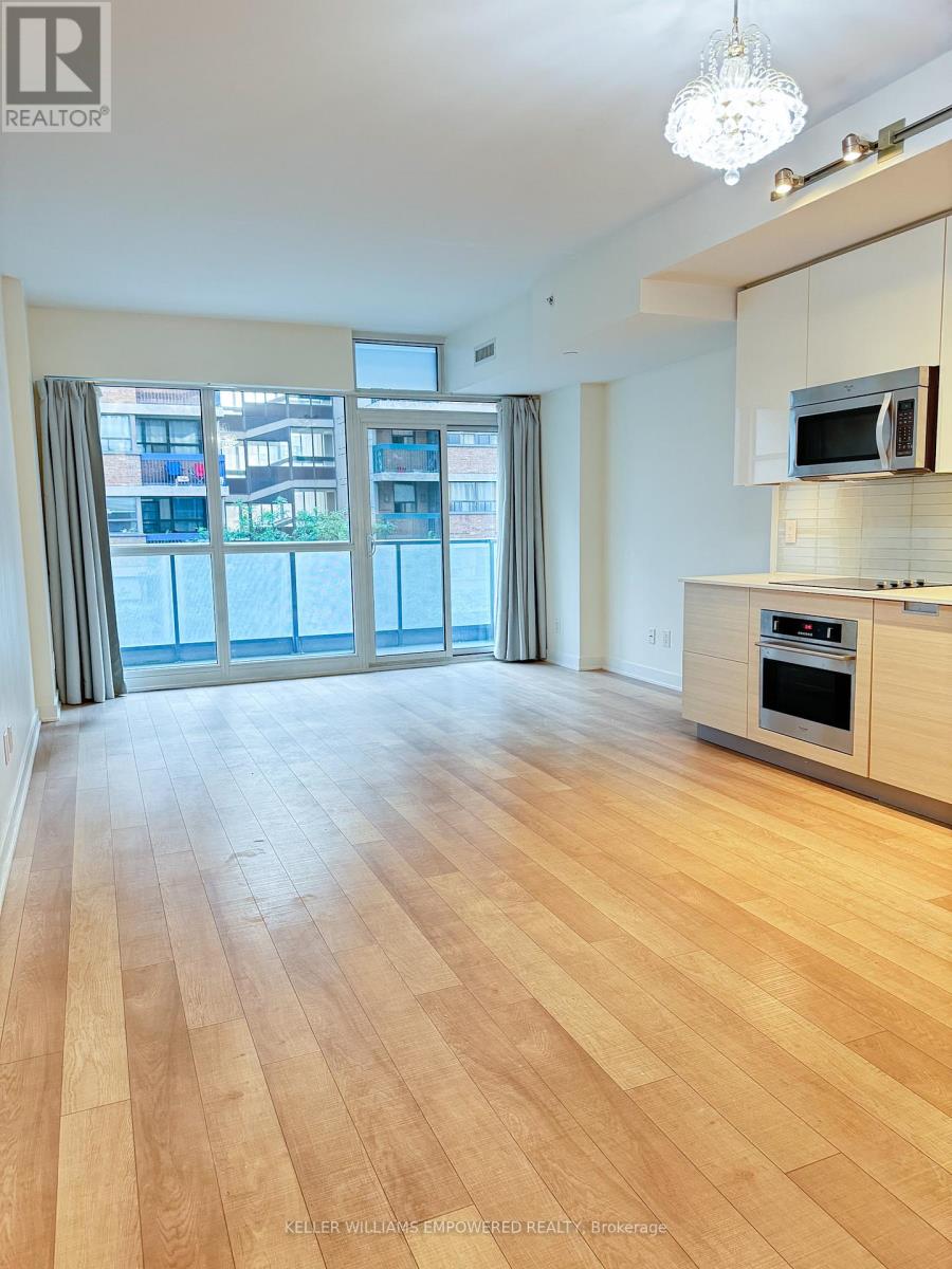 406 - 210 Simcoe Street, Toronto (Kensington-Chinatown), Ontario  M5T 0A9 - Photo 2 - C12893628