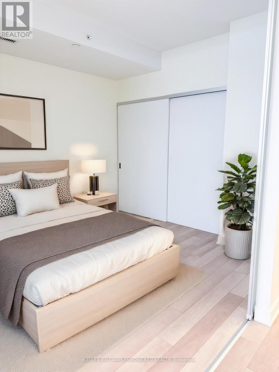 406 - 210 Simcoe Street, Toronto (Kensington-Chinatown), Ontario  M5T 0A9 - Photo 5 - C12893628