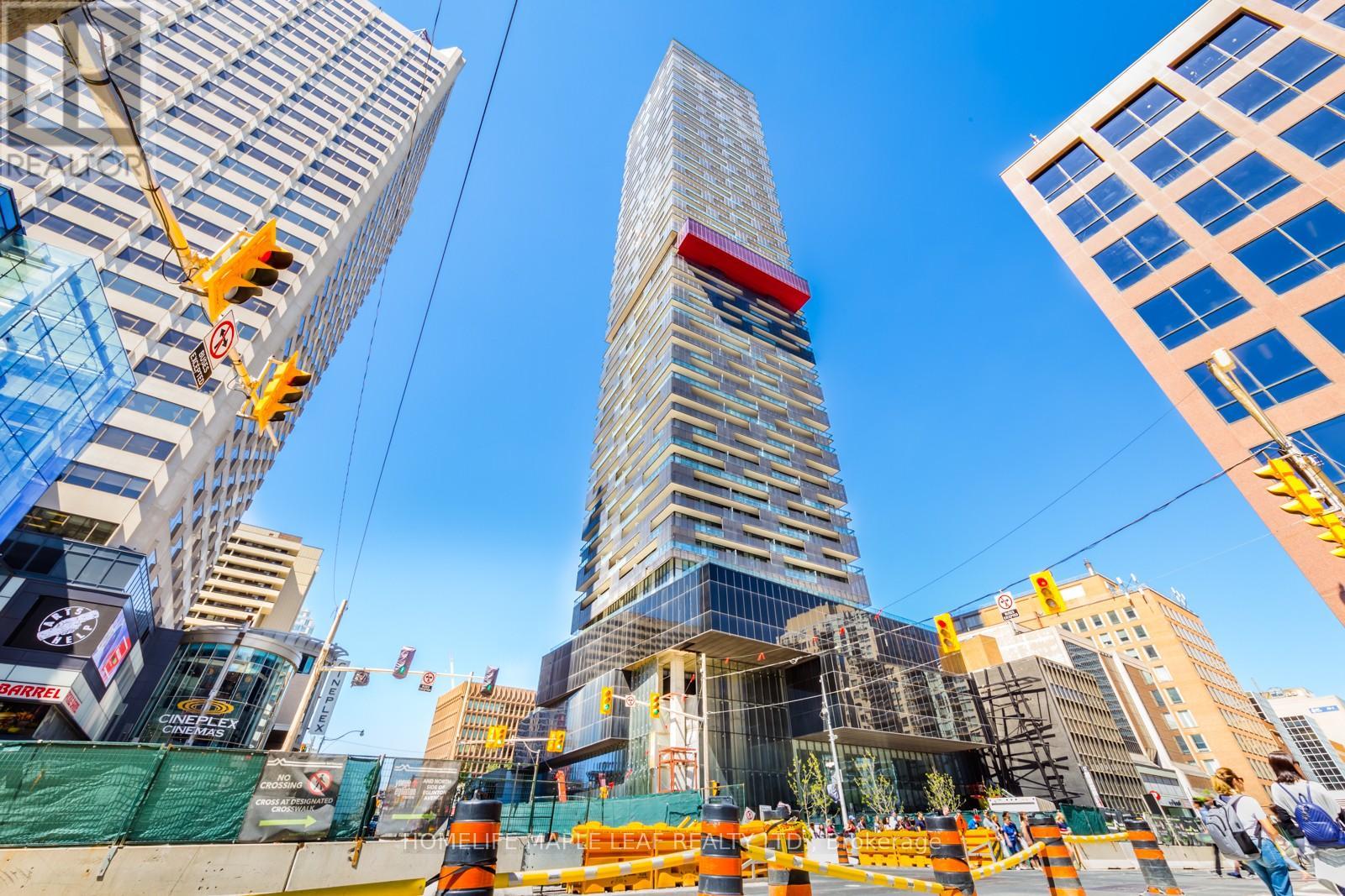 1506 - 8 Eglinton Avenue E, Toronto (Mount Pleasant West), Ontario  M4P 0C1 - Photo 1 - C12893640