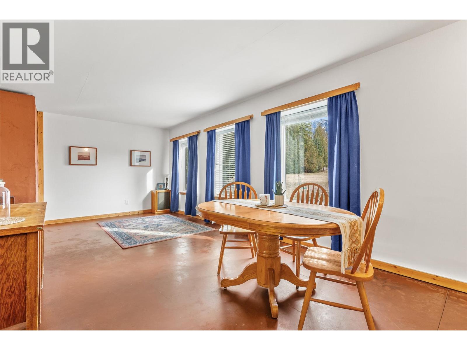 4751 40th Street, Canyon, British Columbia  V0B 1C1 - Photo 12 - 10379198