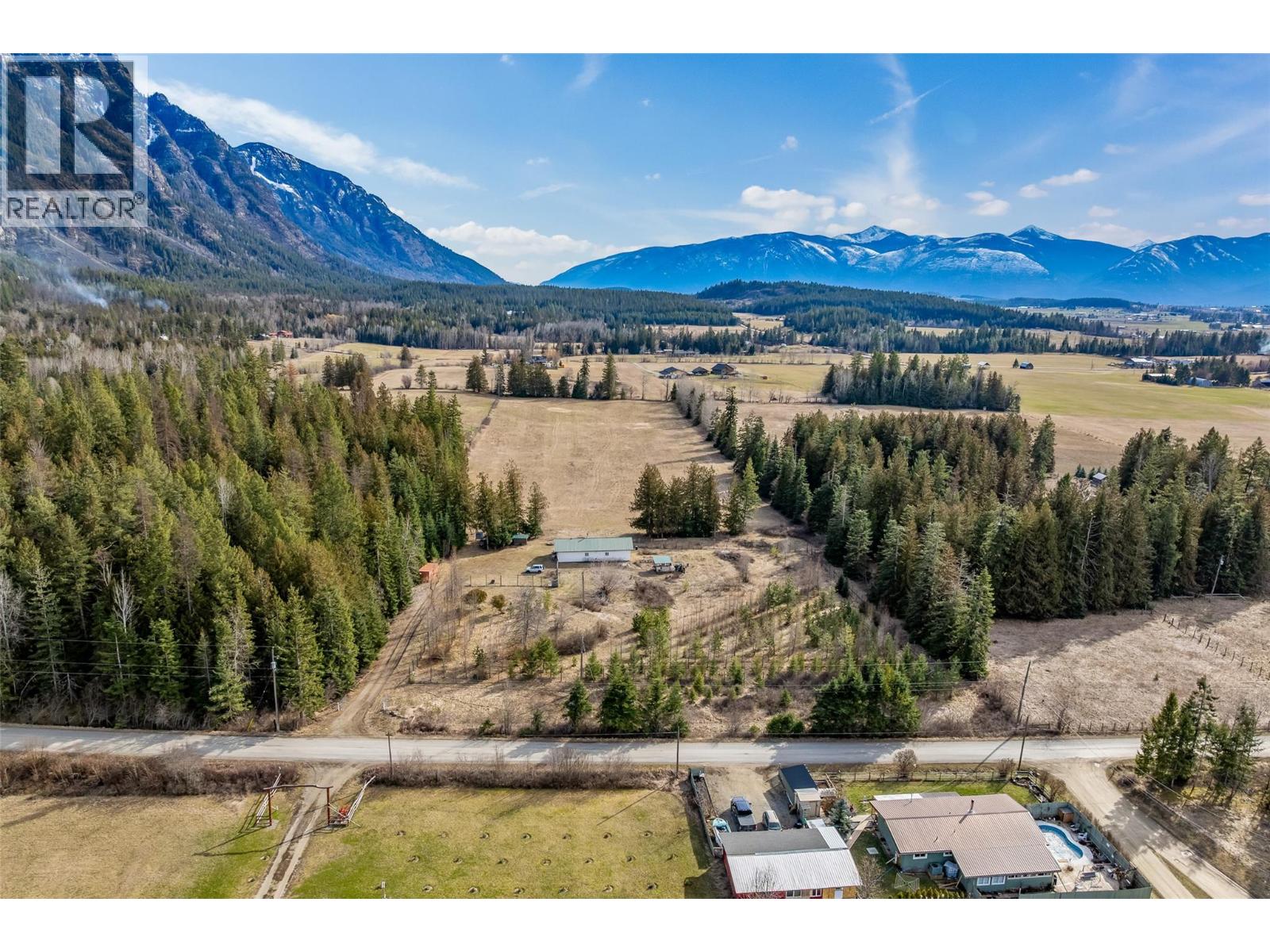 4751 40th Street, Canyon, British Columbia  V0B 1C1 - Photo 48 - 10379198