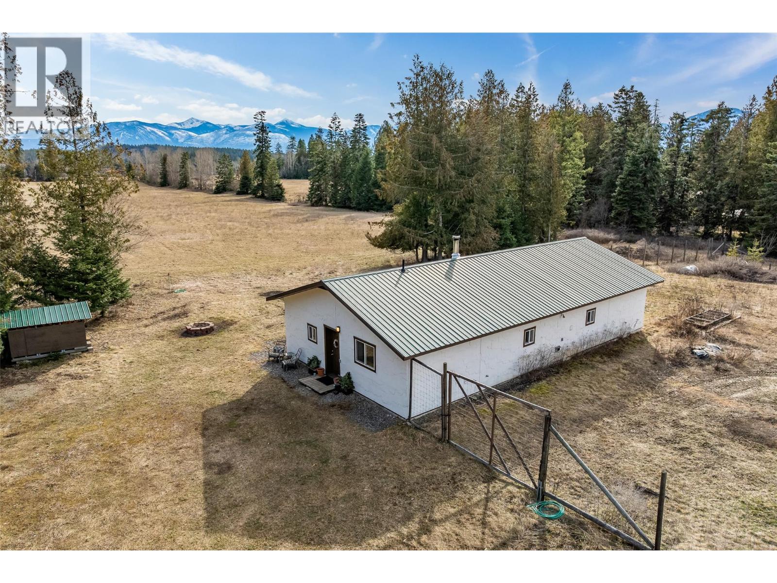 4751 40th Street, Canyon, British Columbia  V0B 1C1 - Photo 55 - 10379198