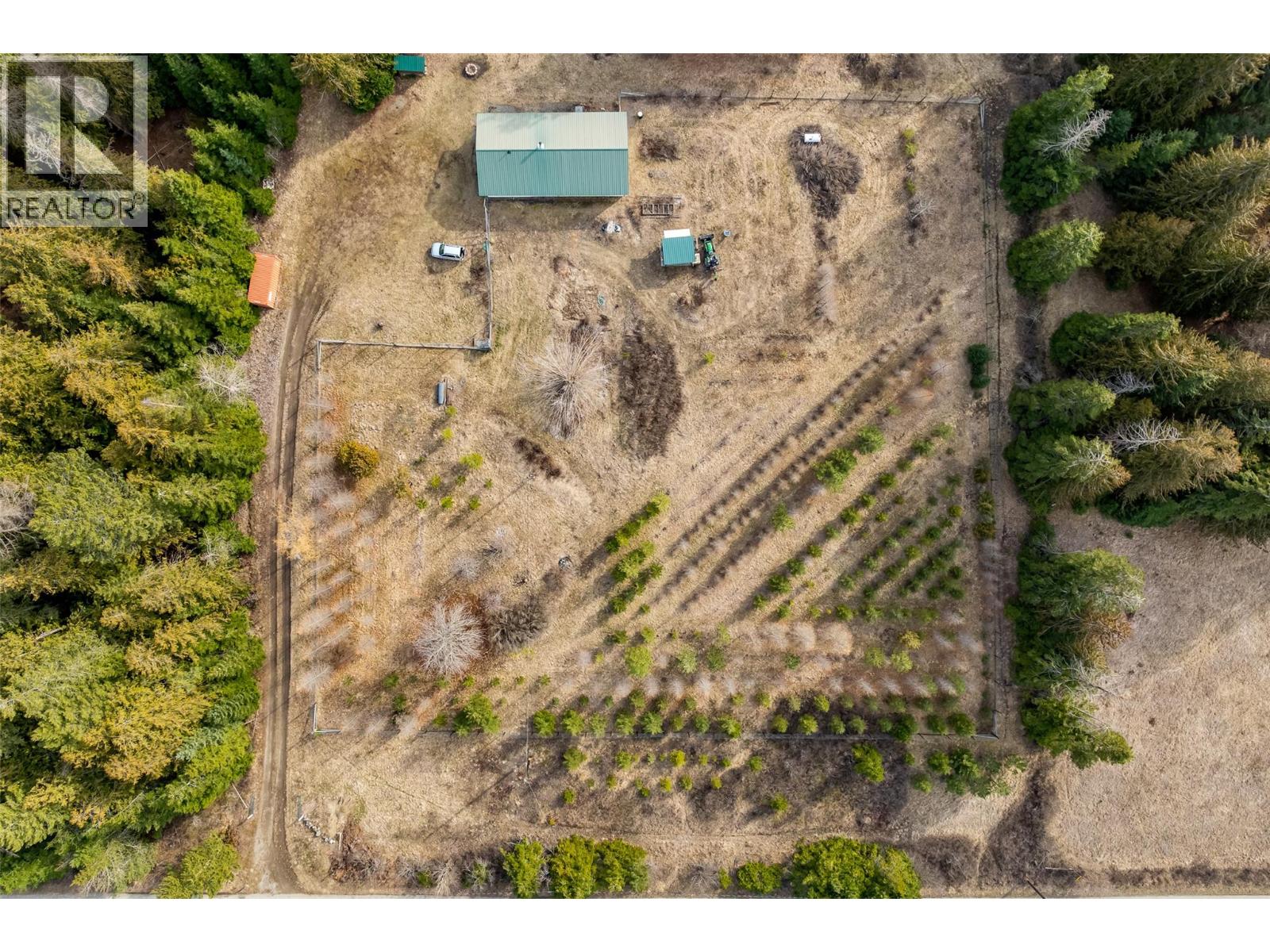 4751 40th Street, Canyon, British Columbia  V0B 1C1 - Photo 67 - 10379198