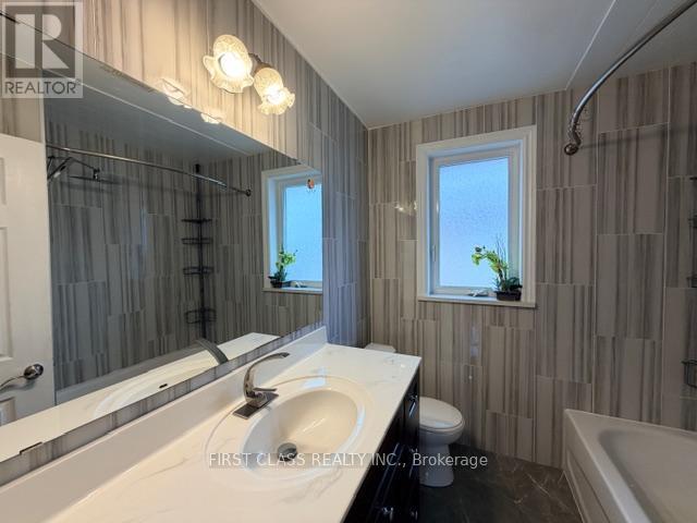 Main - 39 Lewiston Road, Toronto (Dorset Park), Ontario  M1P 1X8 - Photo 6 - E12893594