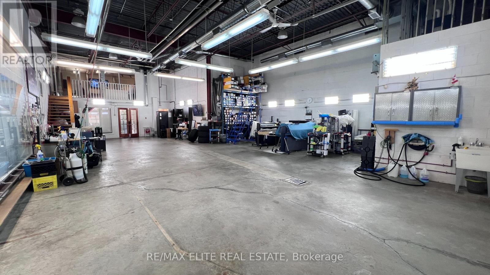 2 - 45 Casmir Court, Vaughan (Concord), Ontario  L4K 4H5 - Photo 1 - N12893576