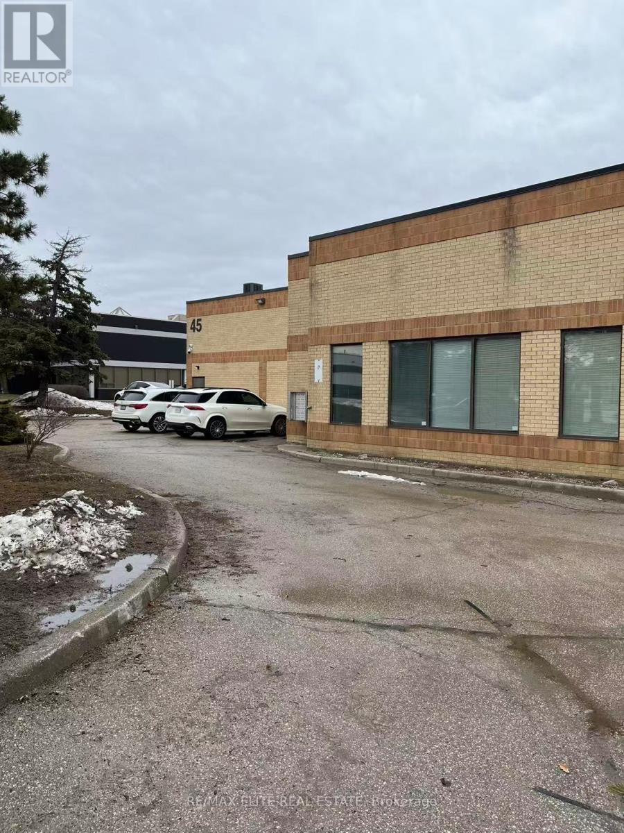 2 - 45 Casmir Court, Vaughan (Concord), Ontario  L4K 4H5 - Photo 6 - N12893576