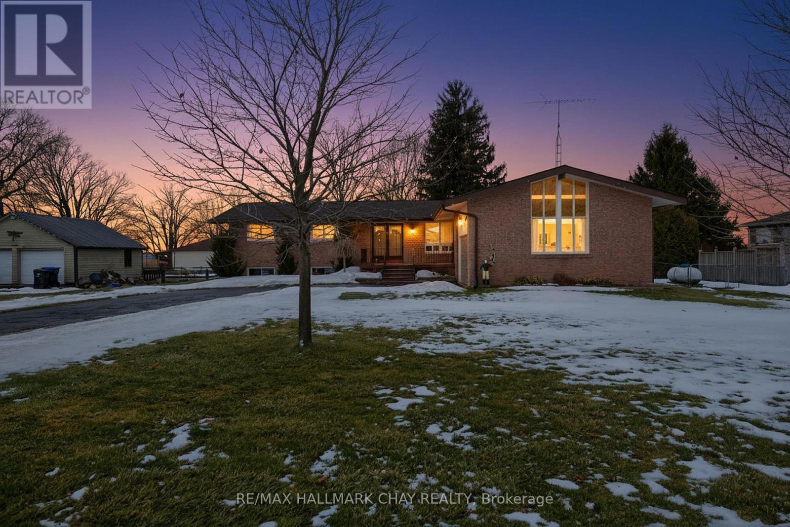 3735 9TH LINE, Bradford West Gwillimbury, Ontario