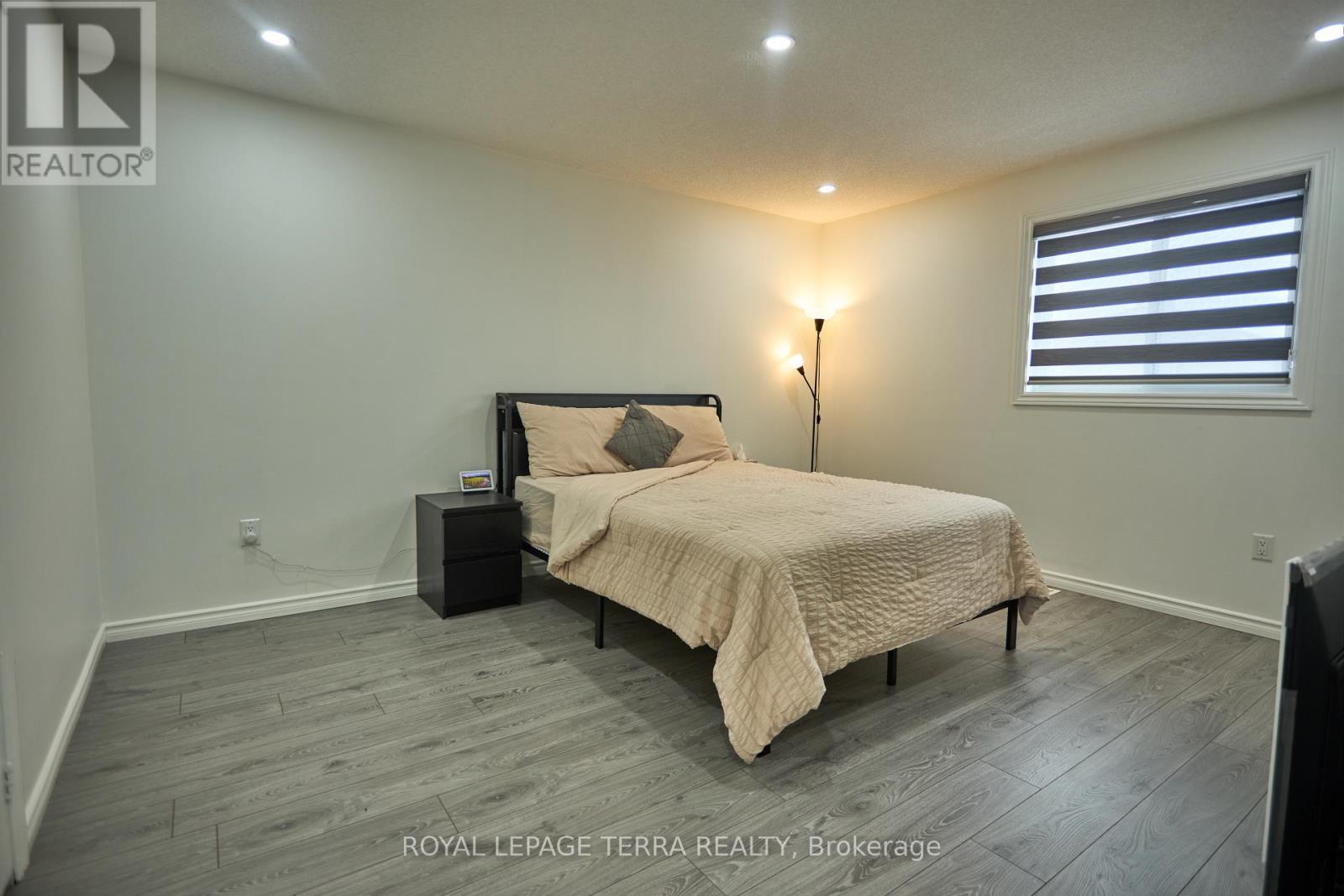 59 Russell Hill Drive, Barrie (Painswick South), Ontario  L4N 0C1 - Photo 21 - S12893592