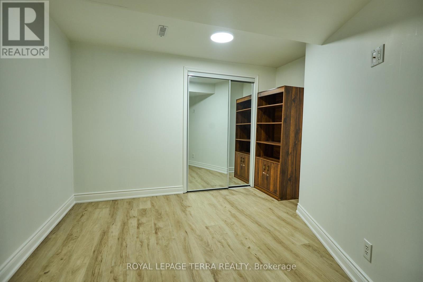 59 Russell Hill Drive, Barrie (Painswick South), Ontario  L4N 0C1 - Photo 36 - S12893592