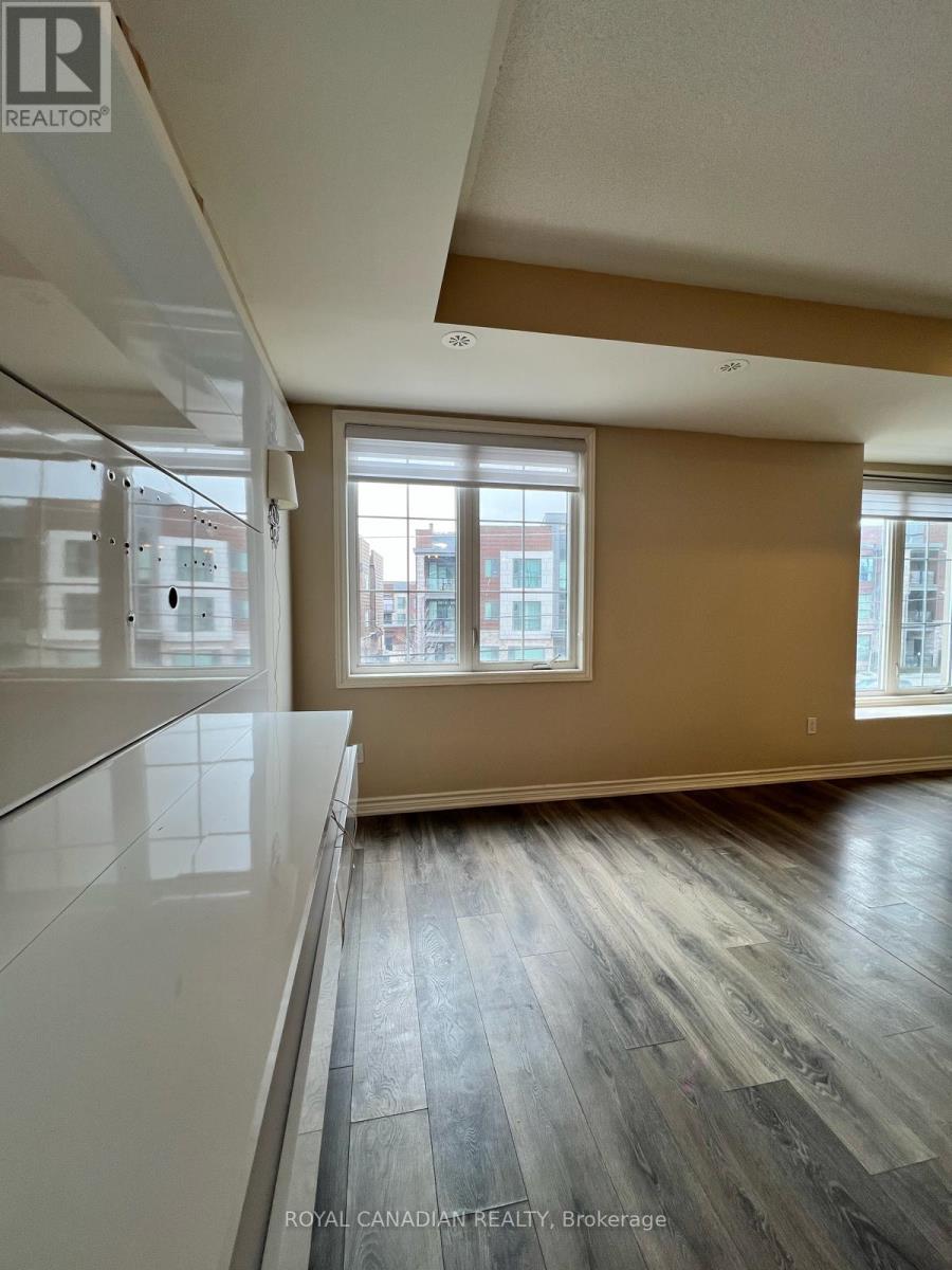 40-02 - 2420 Baronwood Drive, Oakville (Wm Westmount), Ontario  L6M 0X6 - Photo 7 - W12893550