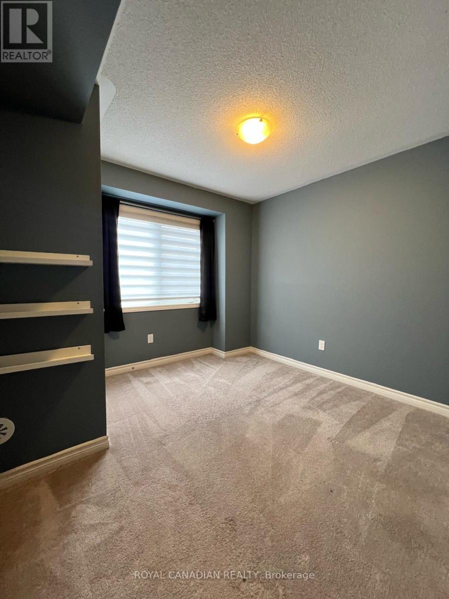 40-02 - 2420 Baronwood Drive, Oakville (Wm Westmount), Ontario  L6M 0X6 - Photo 9 - W12893550