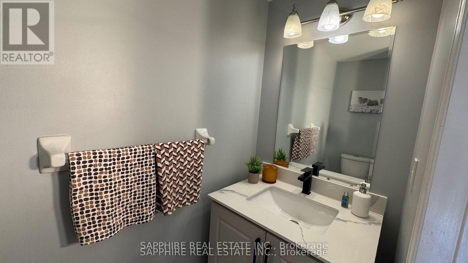 3255 Redpath Circle, Mississauga (Lisgar), Ontario  L5N 8R3 - Photo 13 - W12893638
