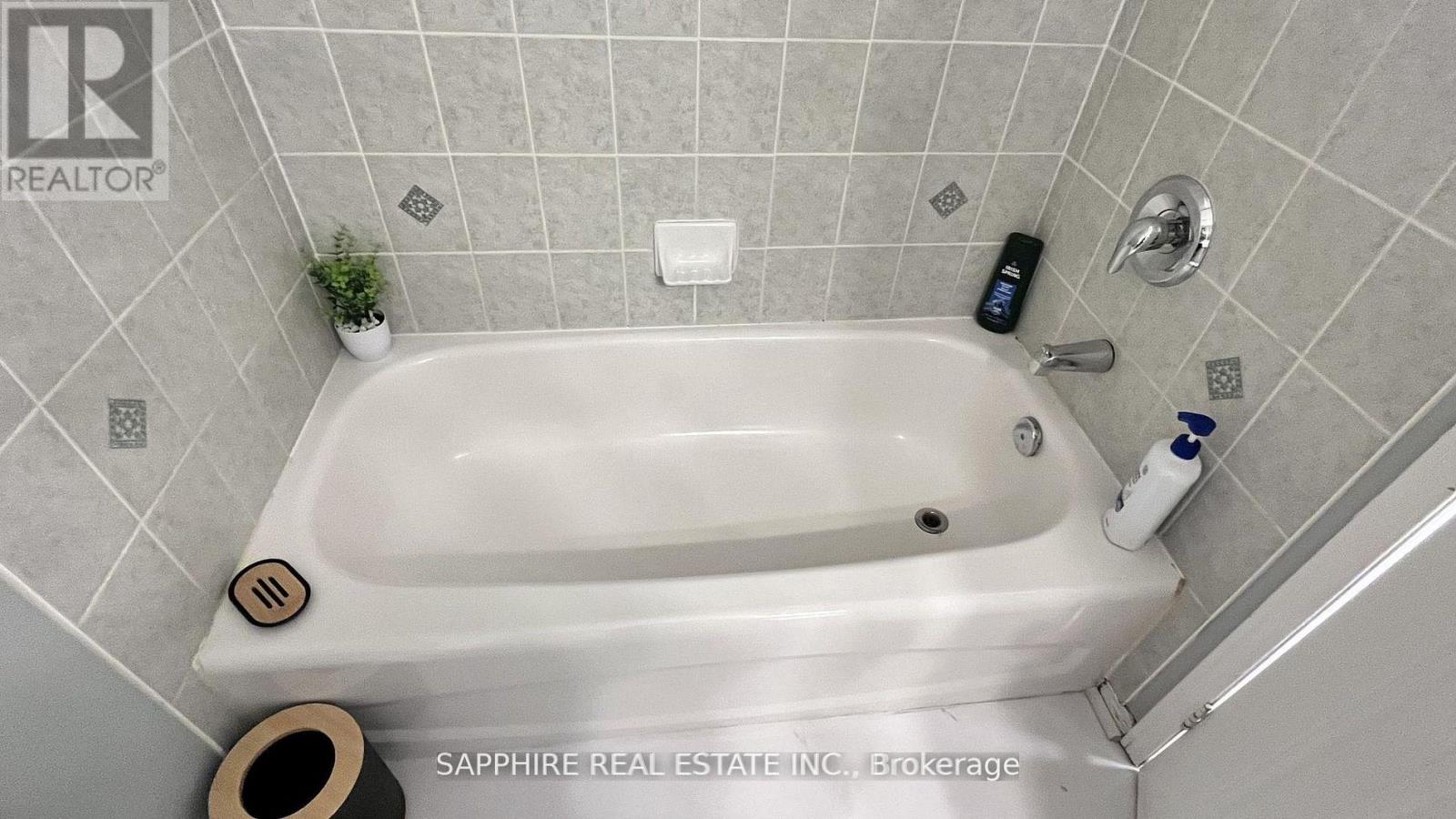 3255 Redpath Circle, Mississauga (Lisgar), Ontario  L5N 8R3 - Photo 35 - W12893638