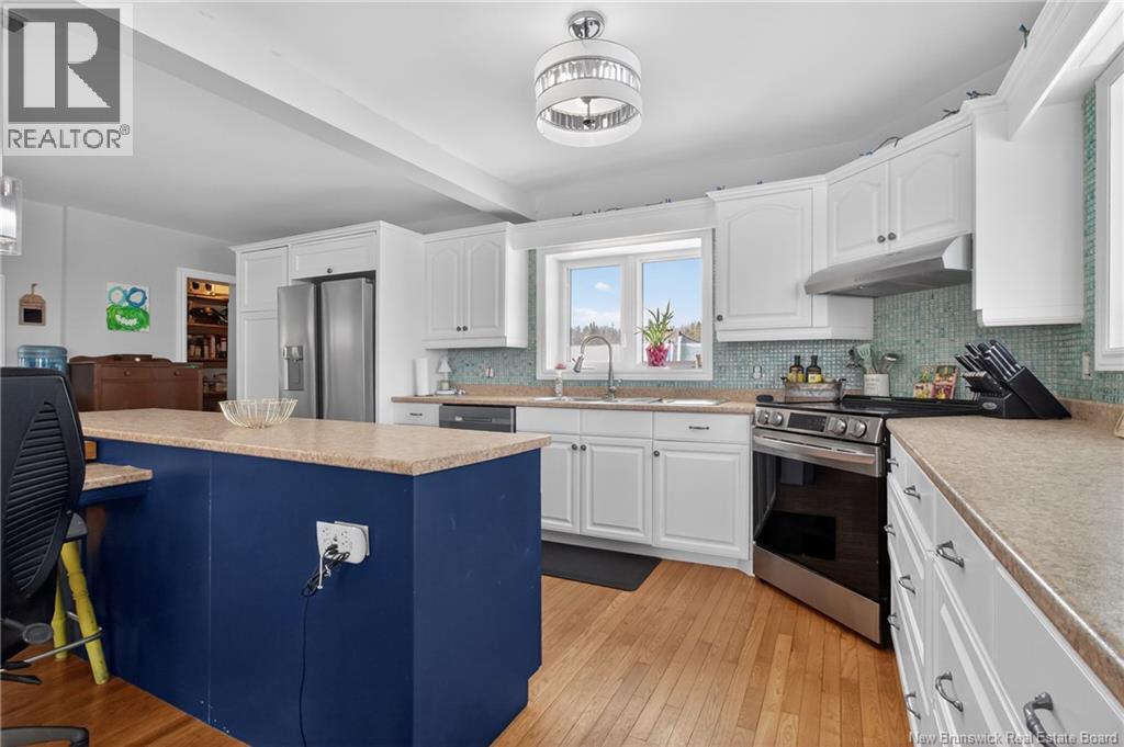 1054 Centrale Street, Memramcook, New Brunswick  E4K 3T6 - Photo 8 - NB135113