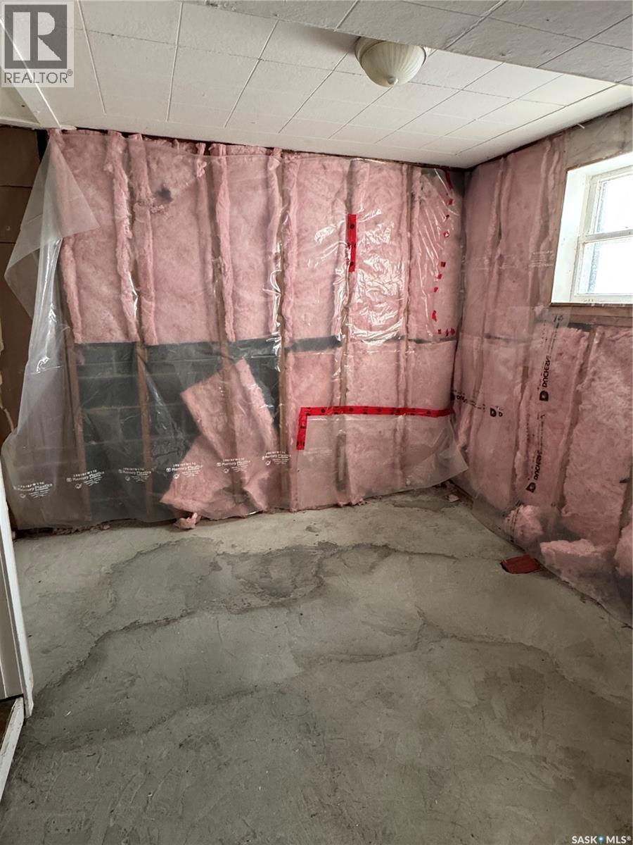 731 Montague Street, Regina, Saskatchewan  S4T 3H1 - Photo 14 - SK030686