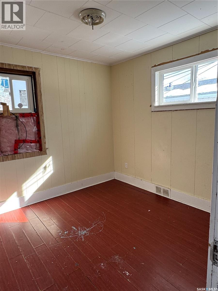 731 Montague Street, Regina, Saskatchewan  S4T 3H1 - Photo 8 - SK030686