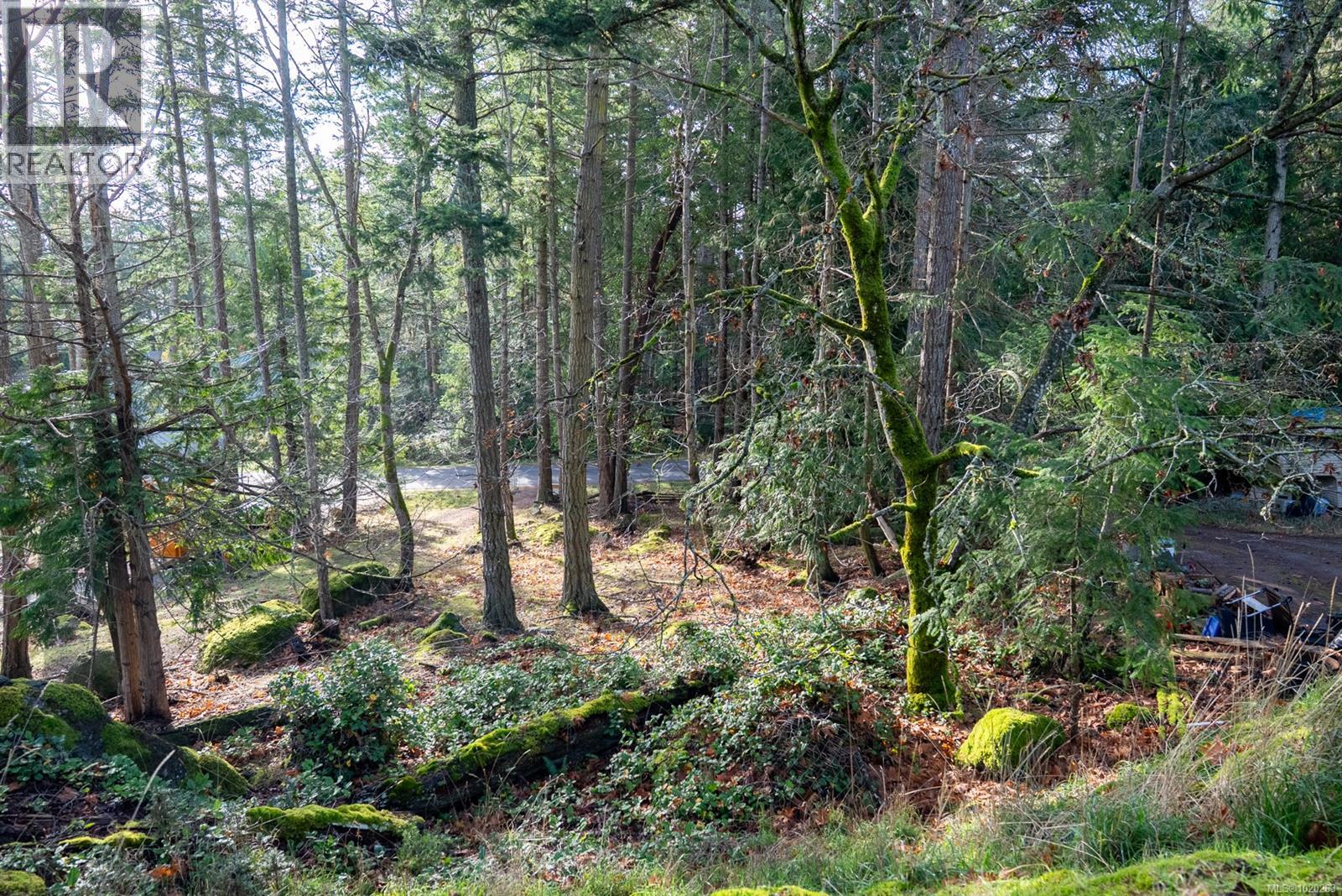 7904 Plumper Way, Pender Island, British Columbia  V0N 2M2 - Photo 26 - 1020263