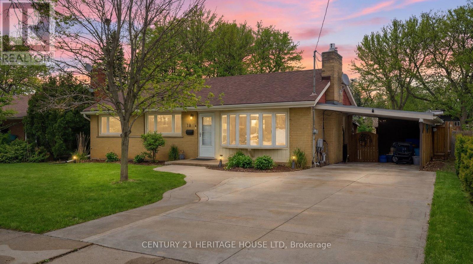 19 HIRAM ROAD, brant (paris), Ontario