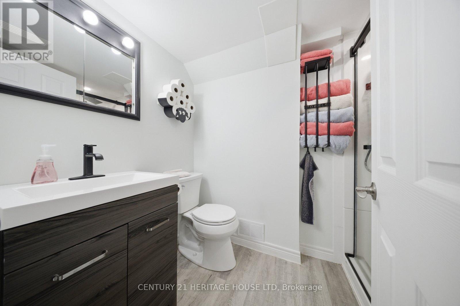 19 Hiram Road, Brant (Paris), Ontario  N3L 2P7 - Photo 23 - X12893566