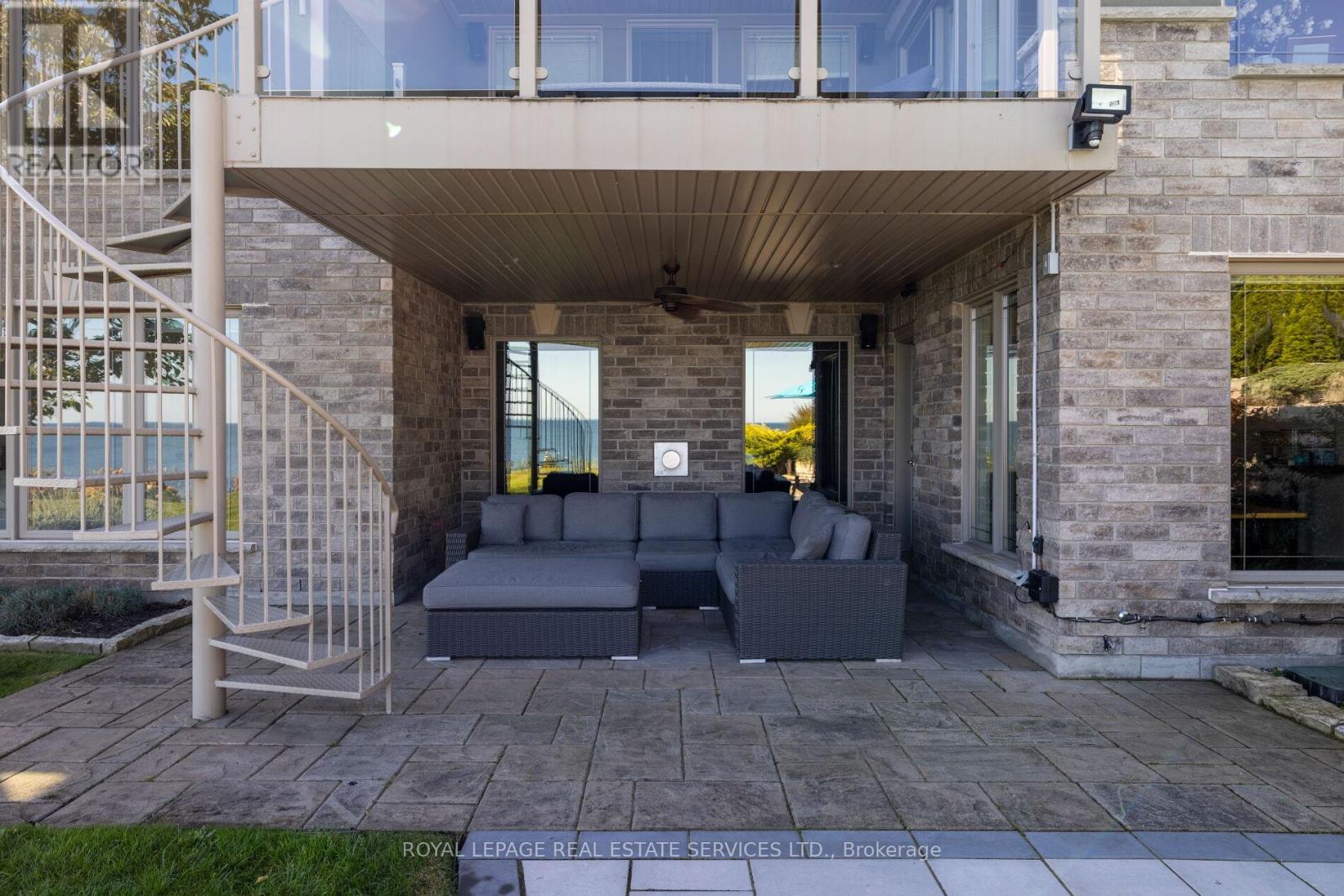 3 - 61 Lake Street, Grimsby (Grimsby Beach), Ontario  L3M 2G6 - Photo 33 - X12893606