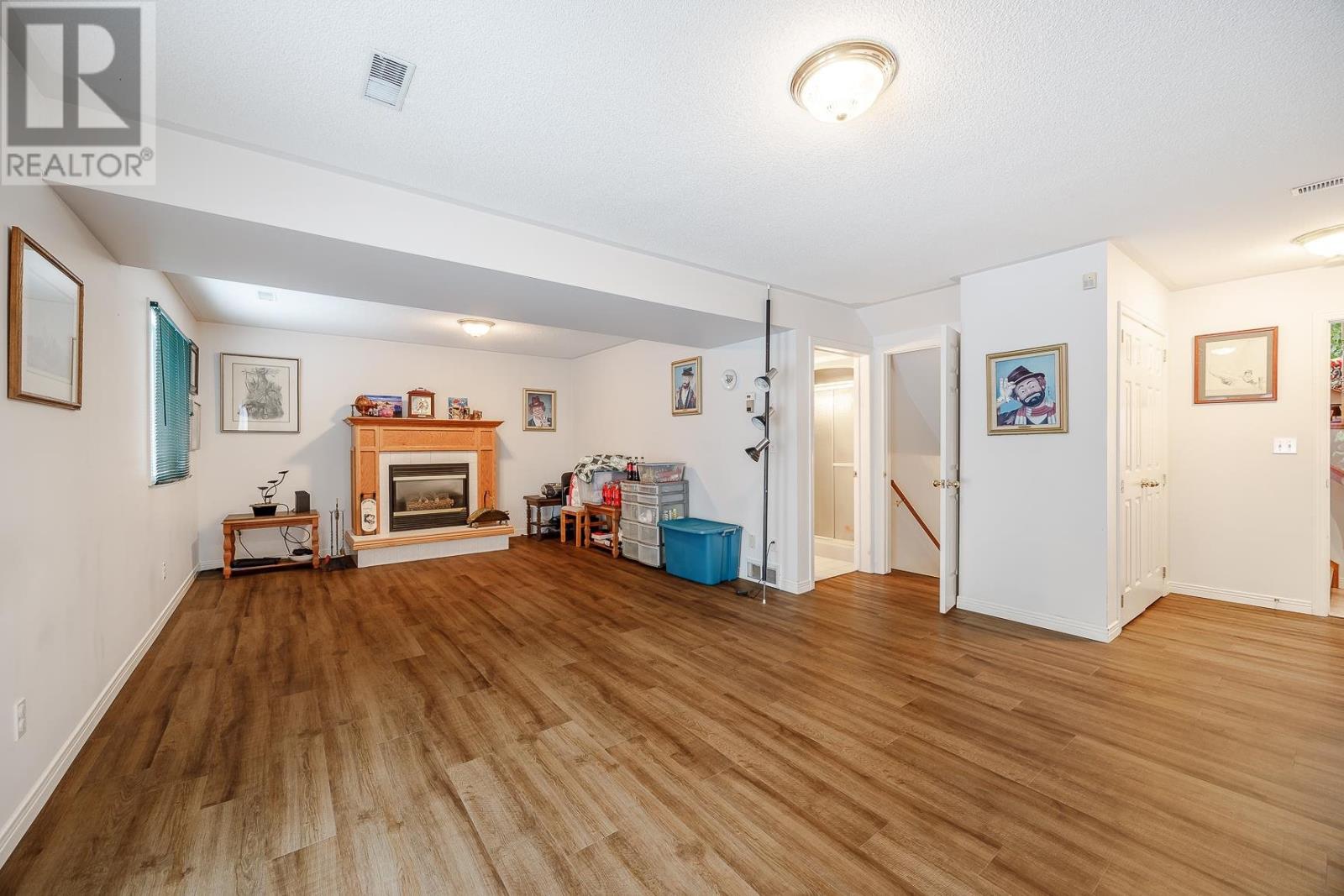 23 Queensgate Blvd, Sault Ste. Marie, Ontario  P6A 6Y6 - Photo 26 - SM260328