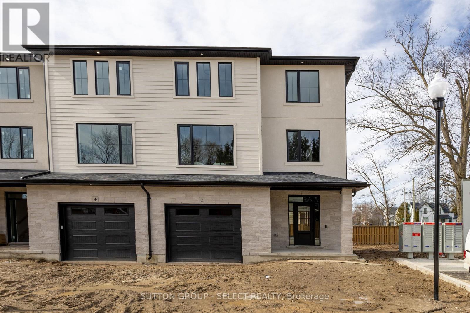 2 - 233 UPPER QUEEN STREET, thames centre (thorndale), Ontario