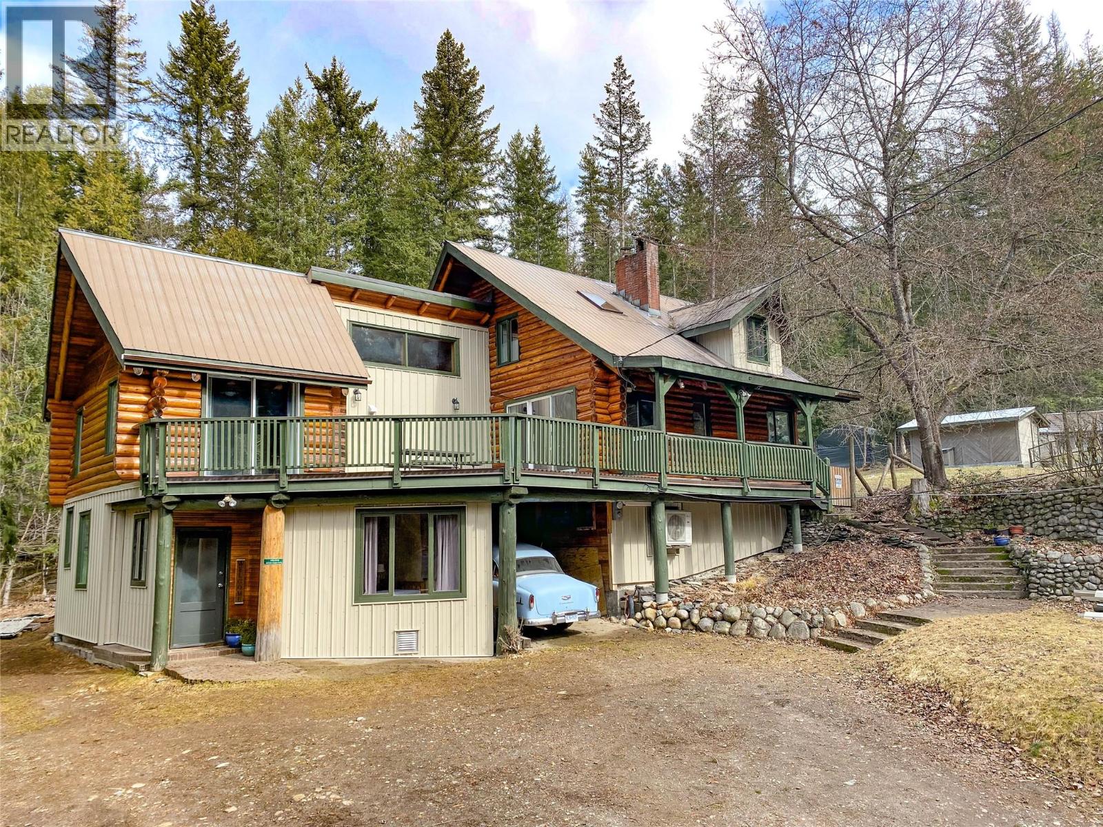 375 Alexander Road, Nakusp, British Columbia