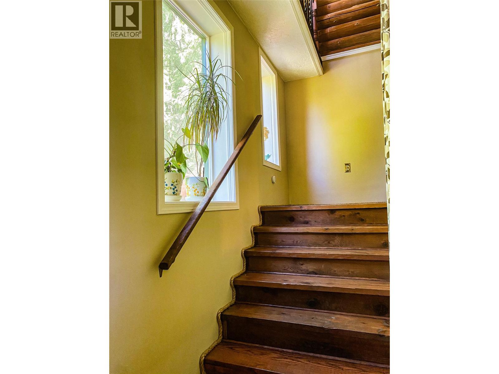 375 Alexander Road, Nakusp, British Columbia  V0G 1R1 - Photo 13 - 10379477