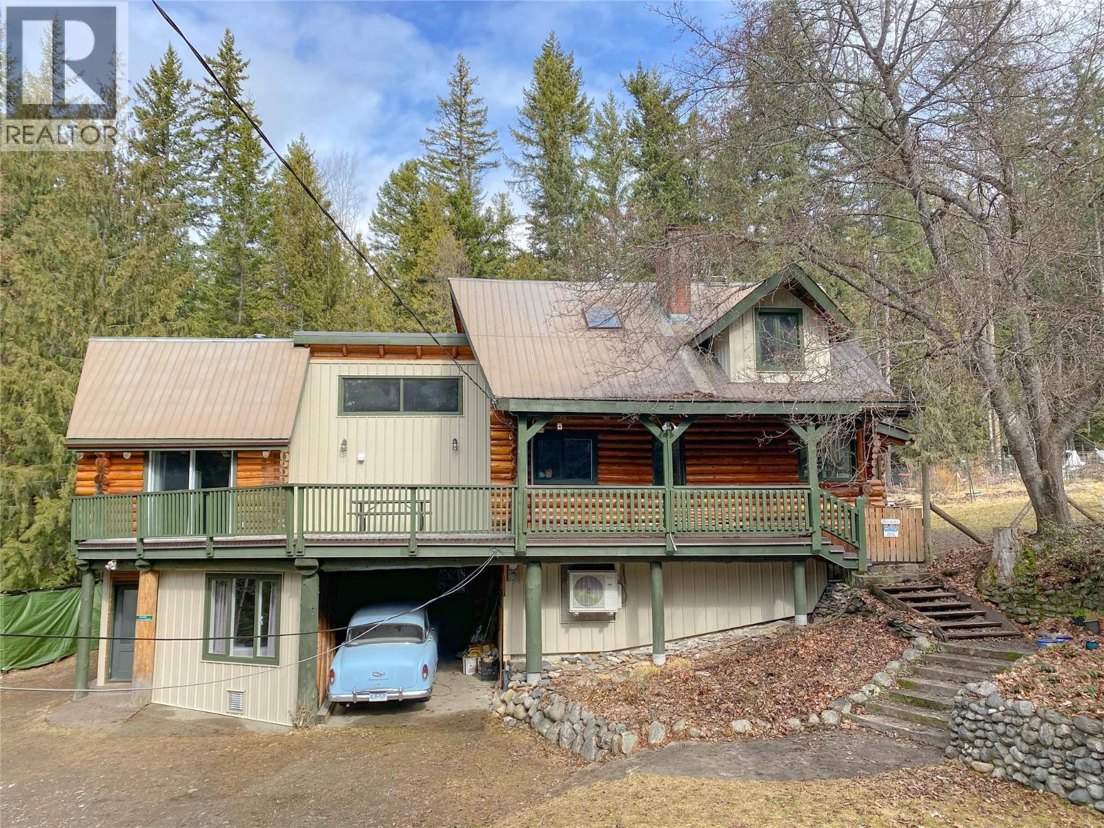 375 Alexander Road, Nakusp, British Columbia  V0G 1R1 - Photo 2 - 10379477
