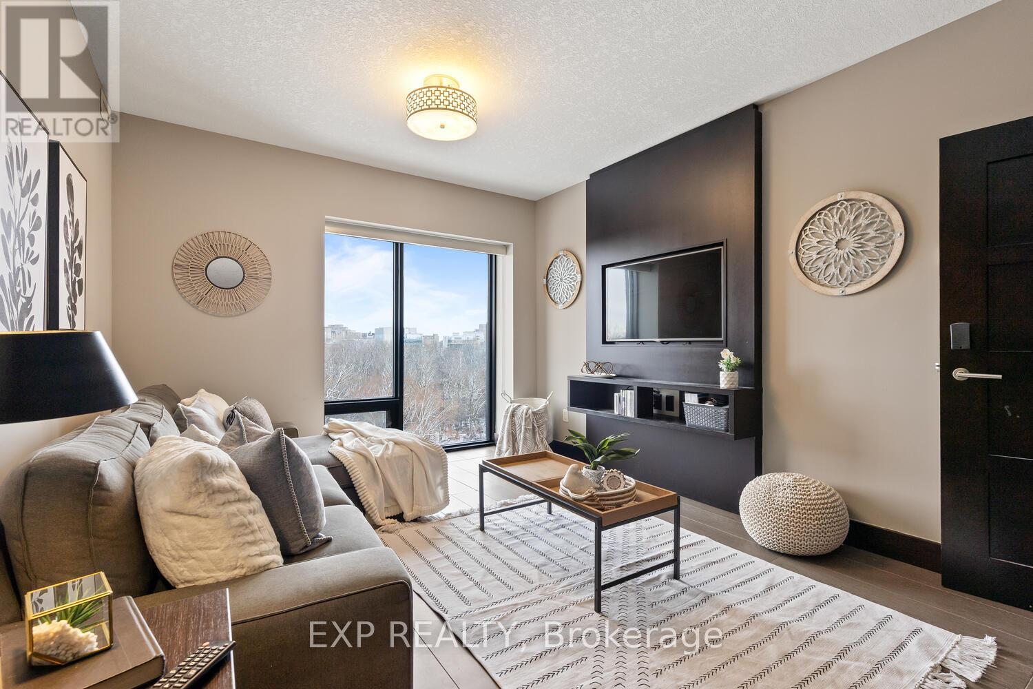 Photo 8 of 31 for 901 - 1235 Richmond Street