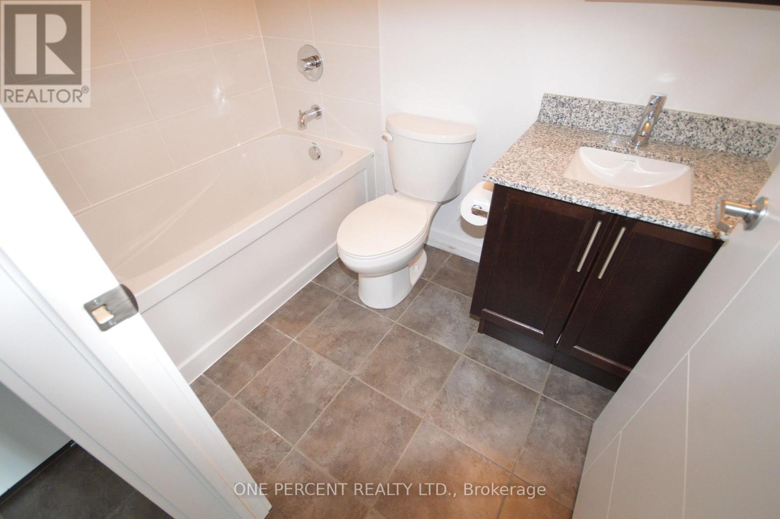 909 - 179 Metcalfe Street, Ottawa, Ontario  K2P 1P7 - Photo 10 - X12893676