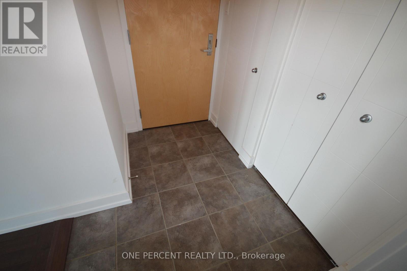 909 - 179 Metcalfe Street, Ottawa, Ontario  K2P 1P7 - Photo 12 - X12893676