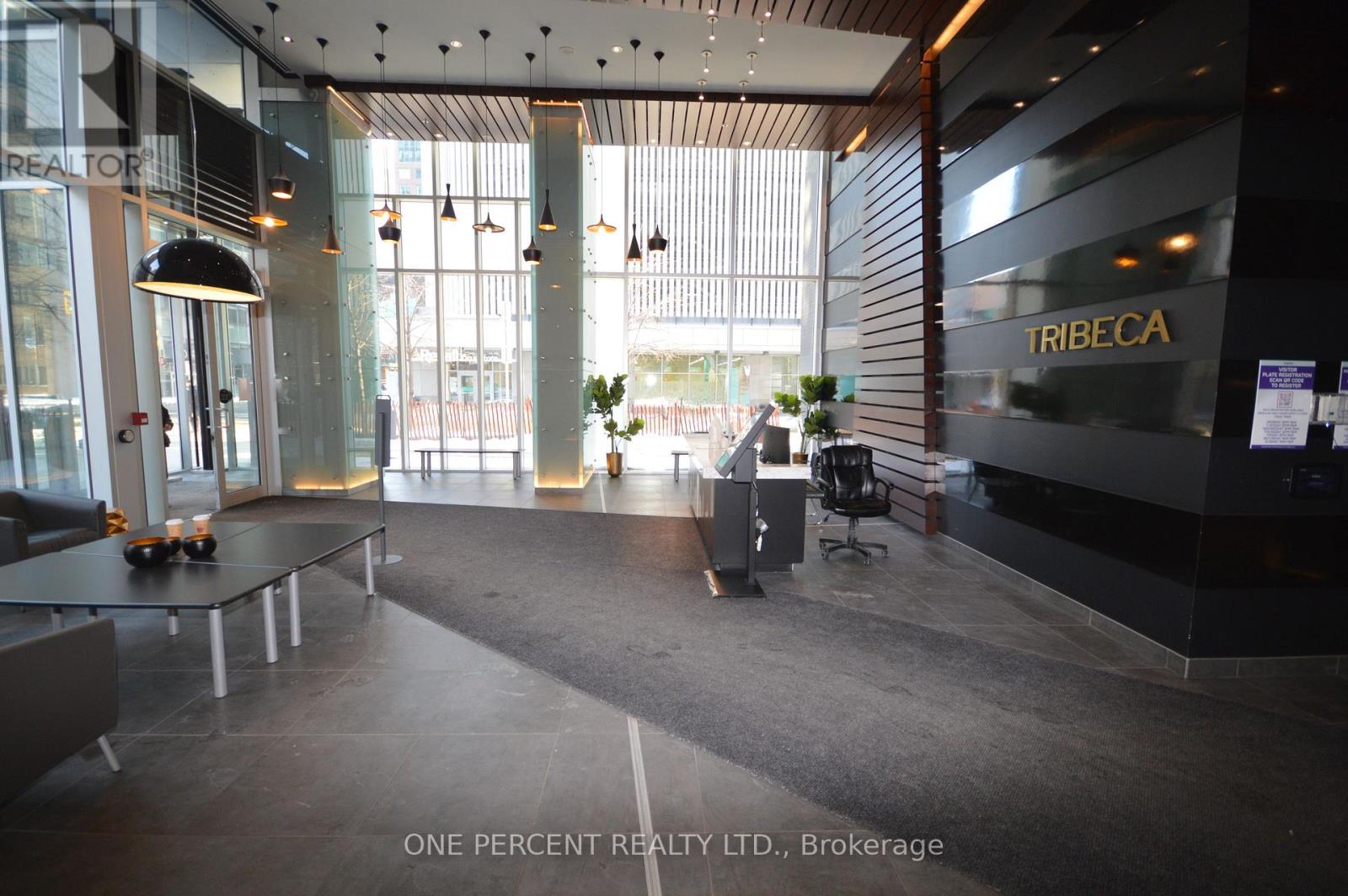 909 - 179 Metcalfe Street, Ottawa, Ontario  K2P 1P7 - Photo 3 - X12893676