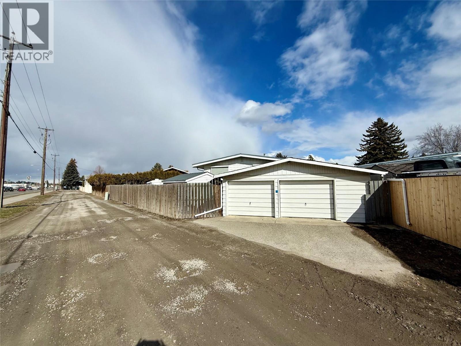 251 21st Avenue N, Cranbrook, British Columbia  V1C 4M6 - Photo 24 - 10379462